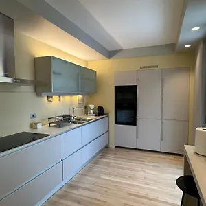  Apartment Lovely Loft & Flat